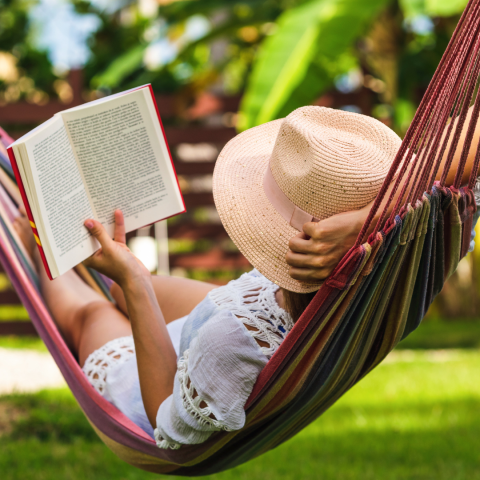 Adult Summer Reading Club