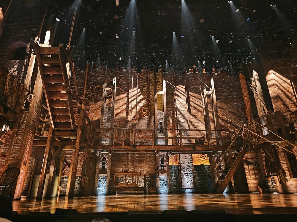 Broadway Set design